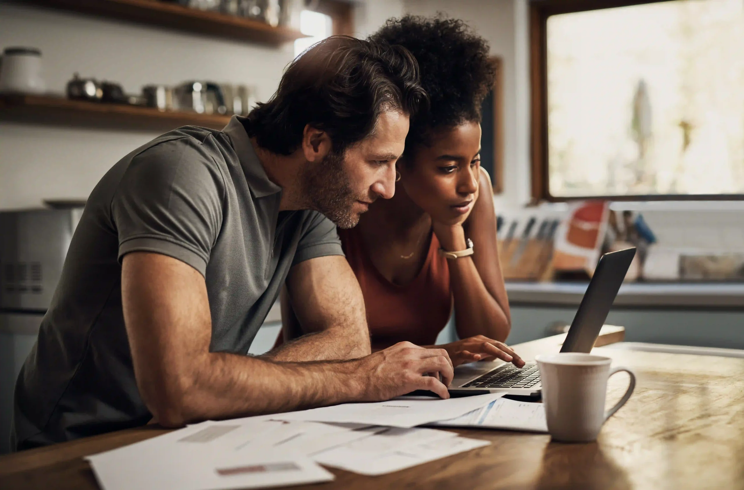 couple discussing unemployment